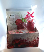 Lade das Bild in den Galerie-Viewer, Die Granatapfel-Box